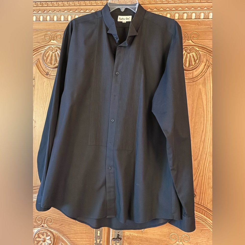 Men's XL Black Dress Shirt